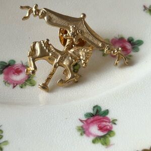 Vintage Ballou Reg’d Gold Carousel Horse Brooch pin